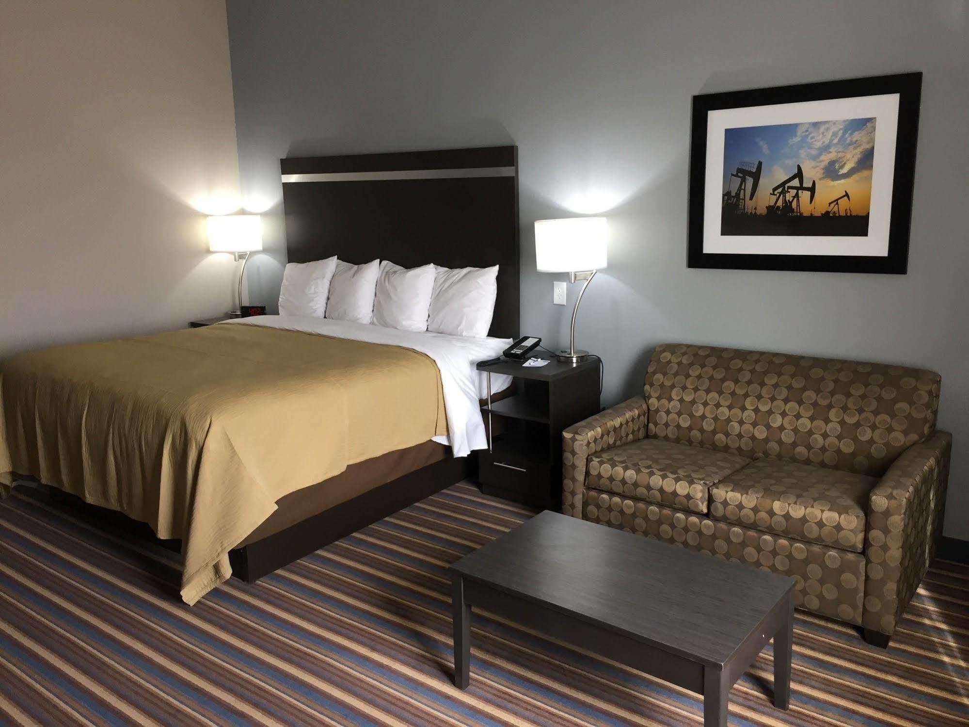 Mainstay Suites Одеса Екстер'єр фото